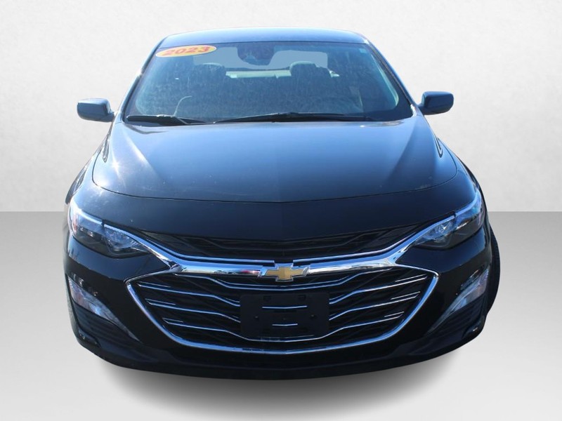 Chevrolet Malibu Vehicle Image 10