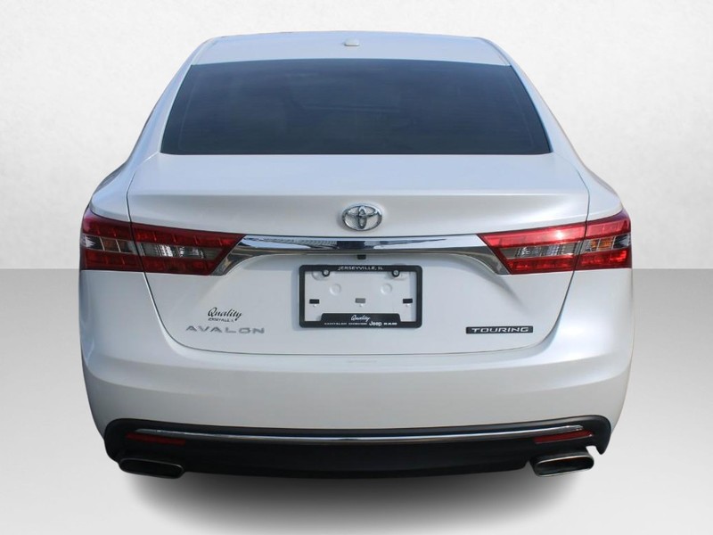 Toyota Avalon Vehicle Image 04