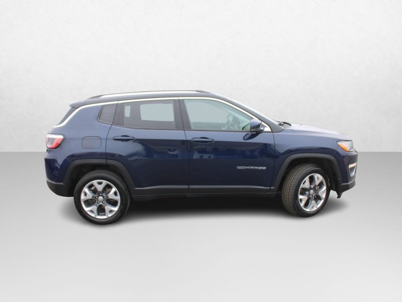 Jeep Compass Vehicle Image 02