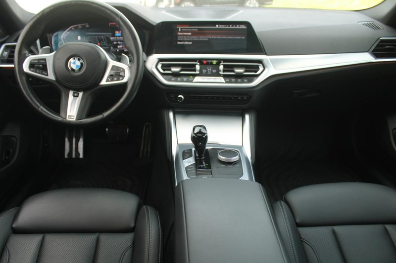 BMW 4 Series Vehicle Image 13