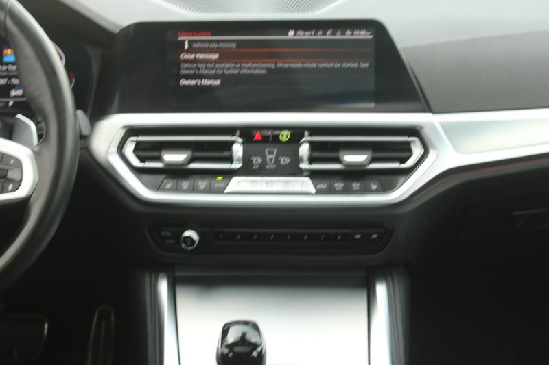 BMW 4 Series Vehicle Image 15