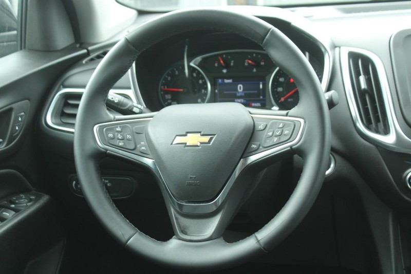 Chevrolet Equinox Vehicle Image 14