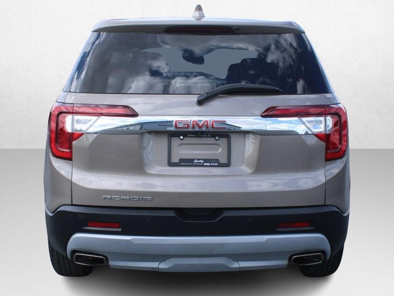 GMC Acadia Vehicle Image 04