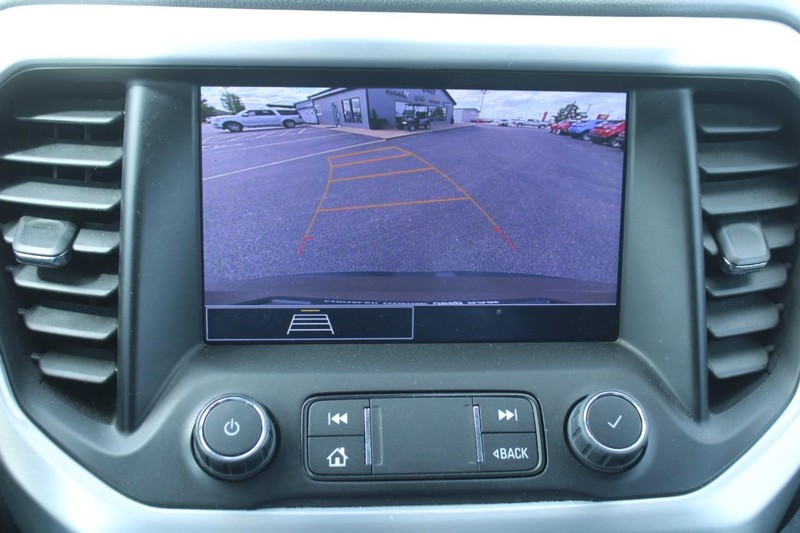 GMC Acadia Vehicle Image 20