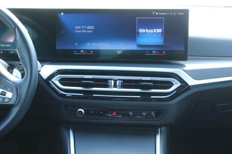 BMW 3 Series Vehicle Image 14