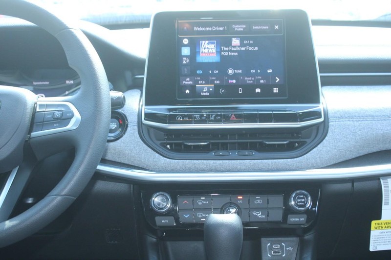 Jeep Compass Vehicle Image 07