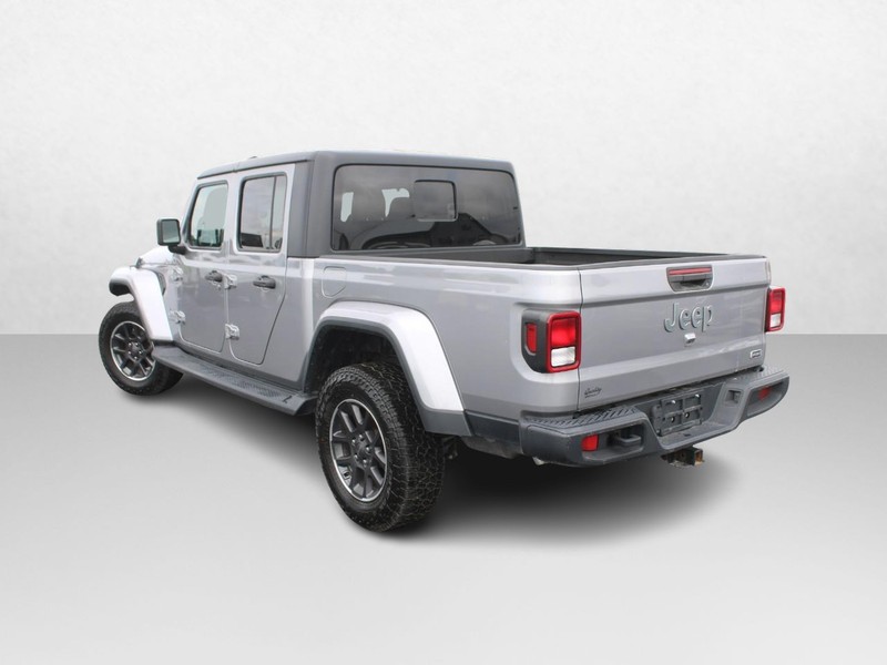 Jeep Gladiator Vehicle Image 05