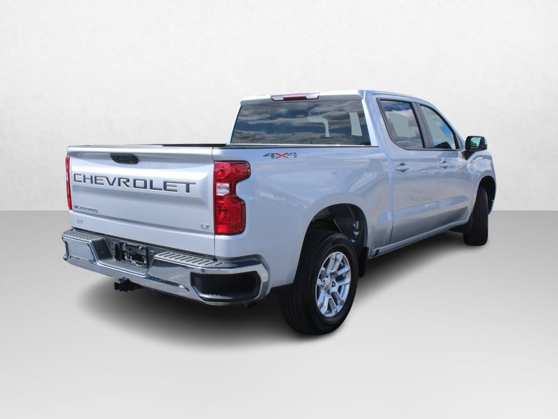 Chevrolet Silverado 1500 Vehicle Image 03