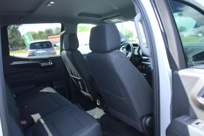 Chevrolet Silverado 1500 Vehicle Image 12