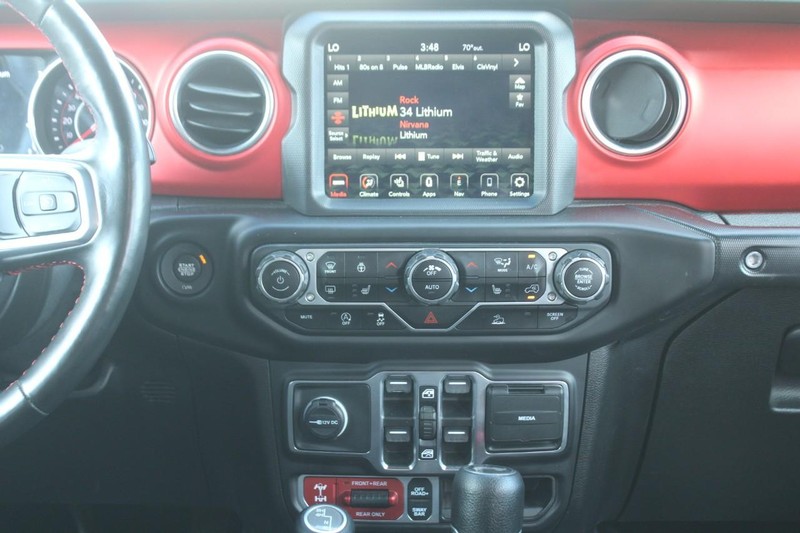 Jeep Wrangler Vehicle Image 15