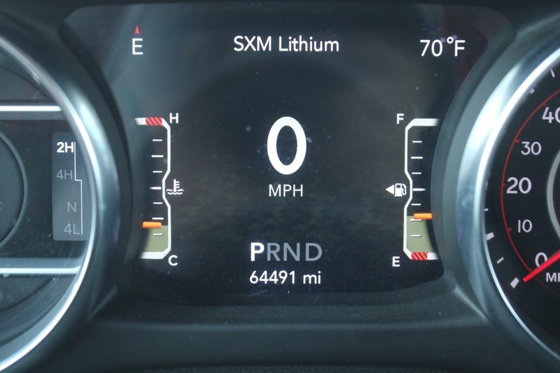 Jeep Wrangler Vehicle Image 19