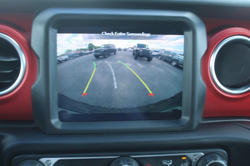 Jeep Wrangler Vehicle Image 21
