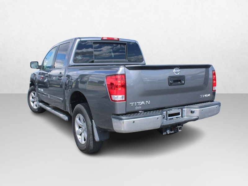 Nissan Titan Vehicle Image 05