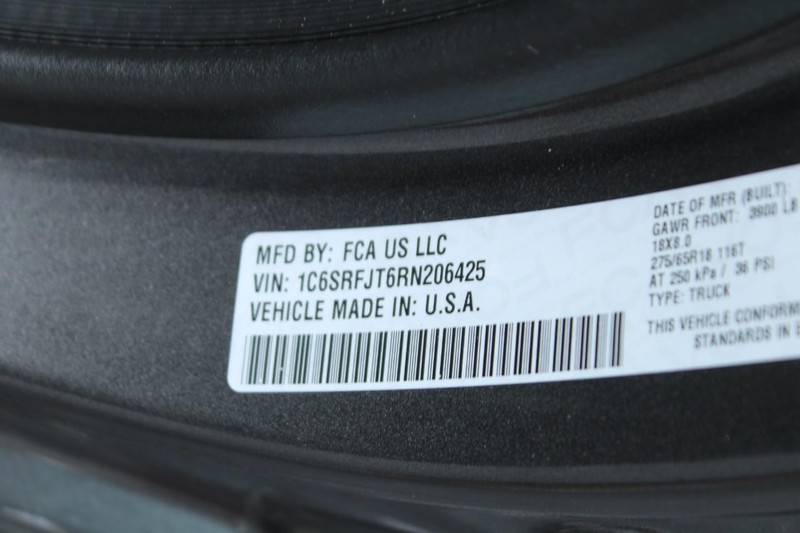 Ram 1500 Vehicle Image 17