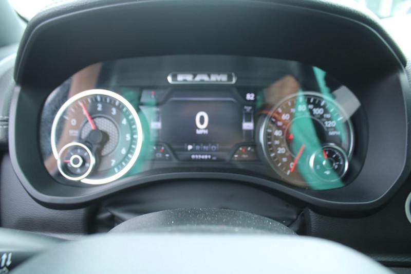 Ram 1500 Vehicle Image 18