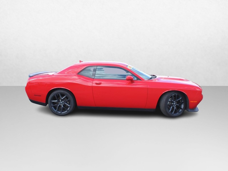 Dodge Challenger Vehicle Image 02