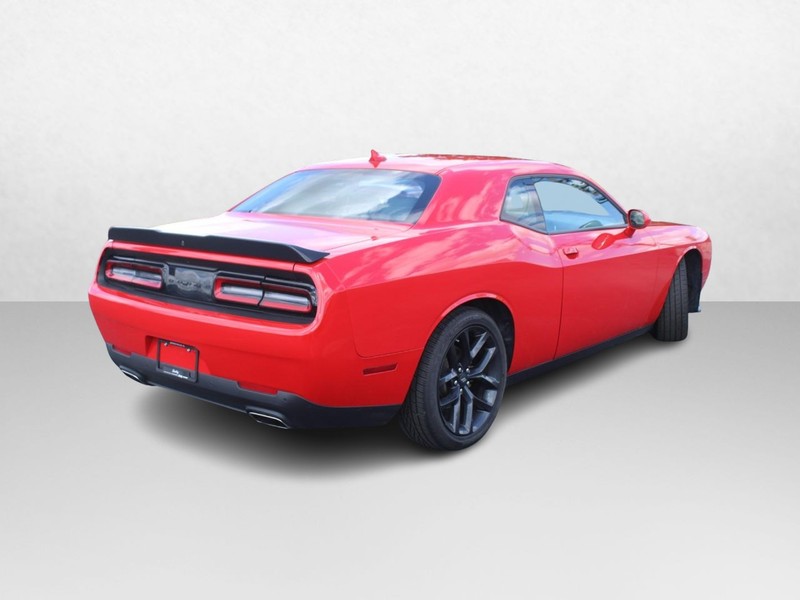 Dodge Challenger Vehicle Image 03