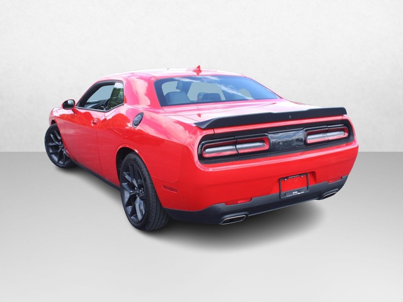 Dodge Challenger Vehicle Image 05