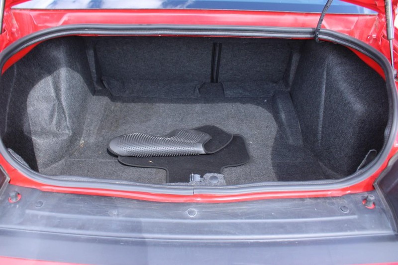 Dodge Challenger Vehicle Image 06