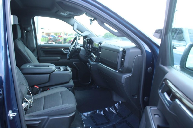 Chevrolet Silverado 1500 Vehicle Image 11