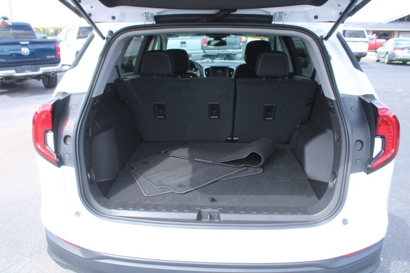 GMC Terrain Vehicle Image 06