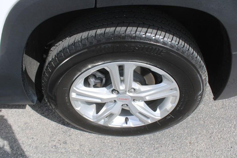 GMC Terrain Vehicle Image 07
