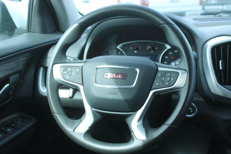 GMC Terrain Vehicle Image 14