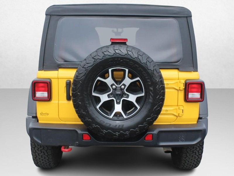 Jeep Wrangler Vehicle Image 04