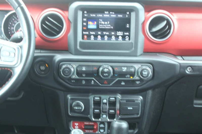 Jeep Wrangler Vehicle Image 15