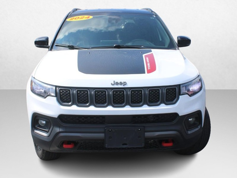 Jeep Compass Vehicle Image 10