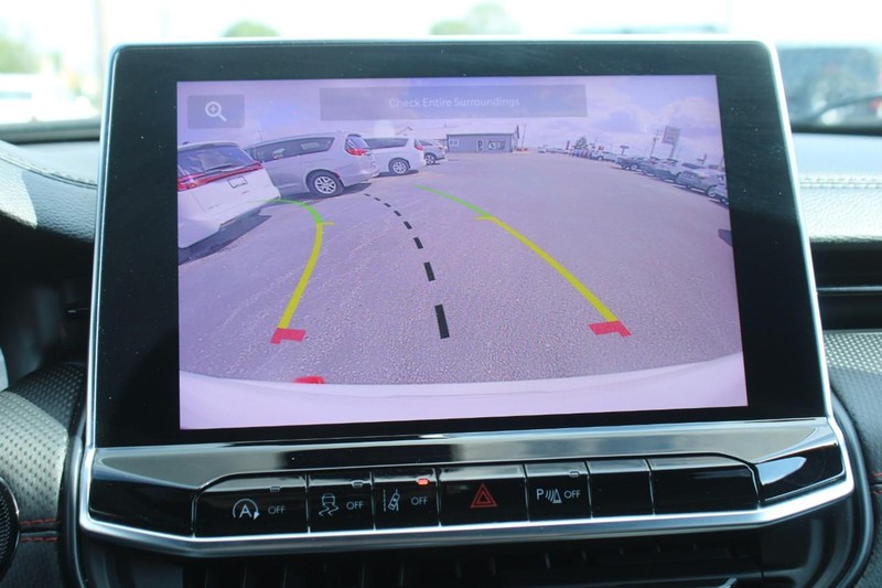 Jeep Compass Vehicle Image 20