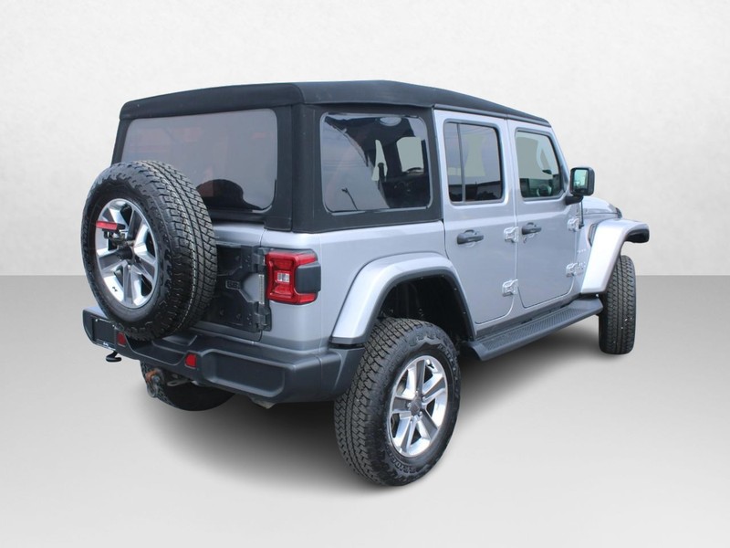 Jeep Wrangler Vehicle Image 03