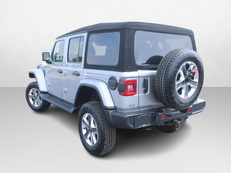 Jeep Wrangler Vehicle Image 05