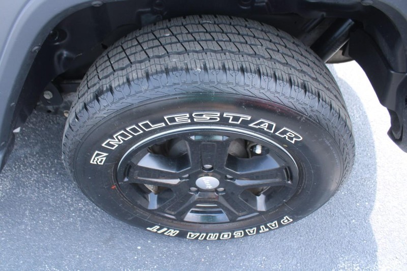 Jeep Wrangler Unlimited Vehicle Image 07