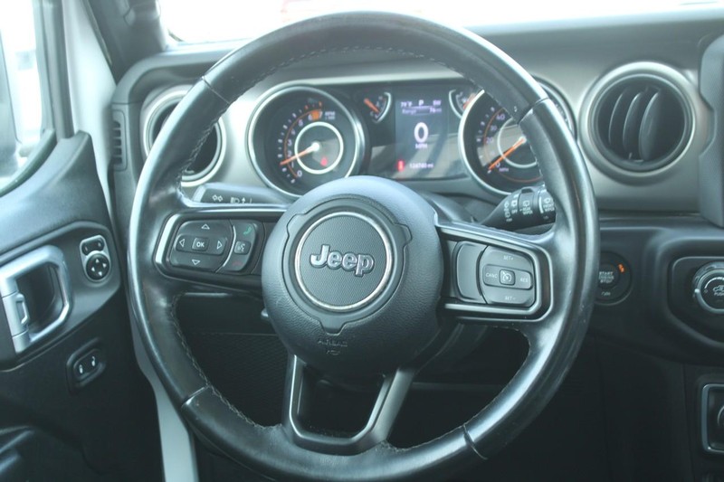 Jeep Wrangler Unlimited Vehicle Image 14
