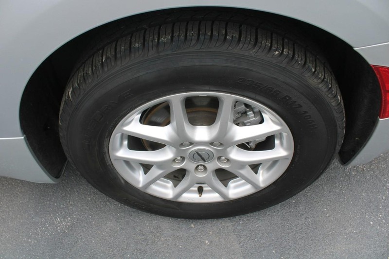 Chrysler Pacifica Vehicle Image 07