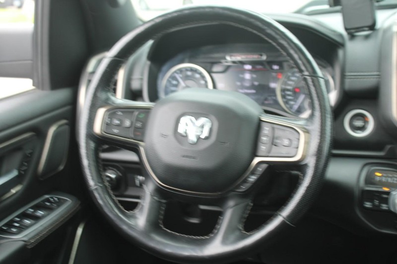 Ram 1500 Vehicle Image 14
