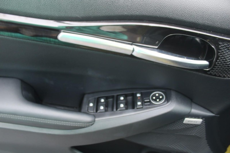 Kia Seltos Vehicle Image 09