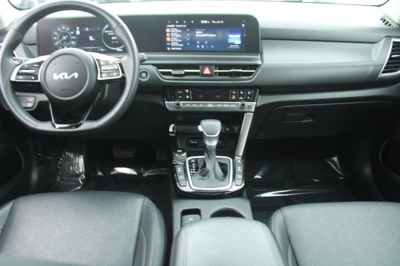 Kia Seltos Vehicle Image 13