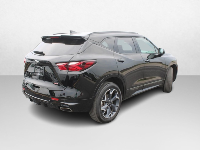 Chevrolet Blazer Vehicle Image 03