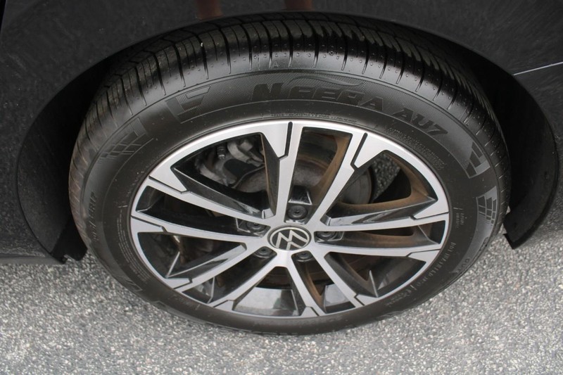 Volkswagen Jetta Vehicle Image 07