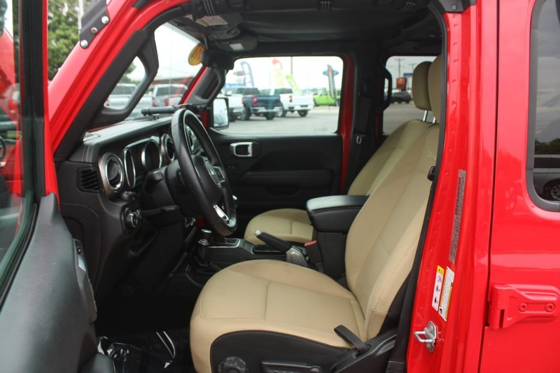 Jeep Wrangler Unlimited Vehicle Image 08