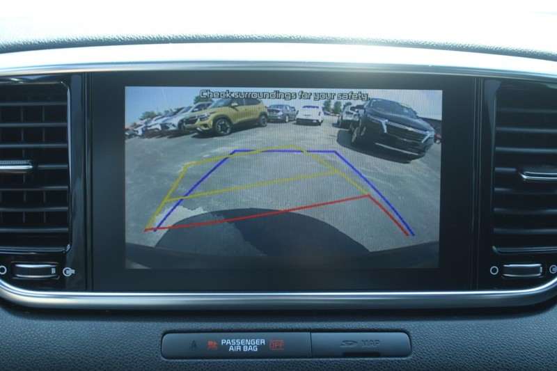 Kia Sportage Vehicle Image 21