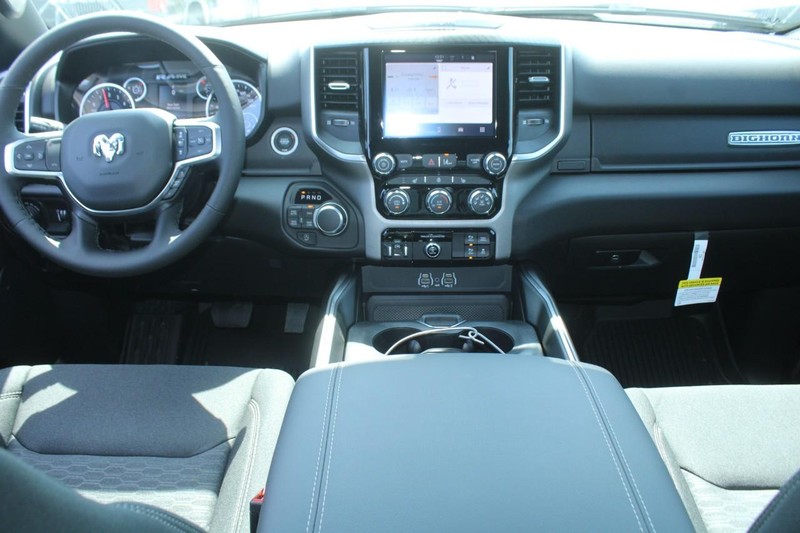 Ram 1500 Vehicle Image 05