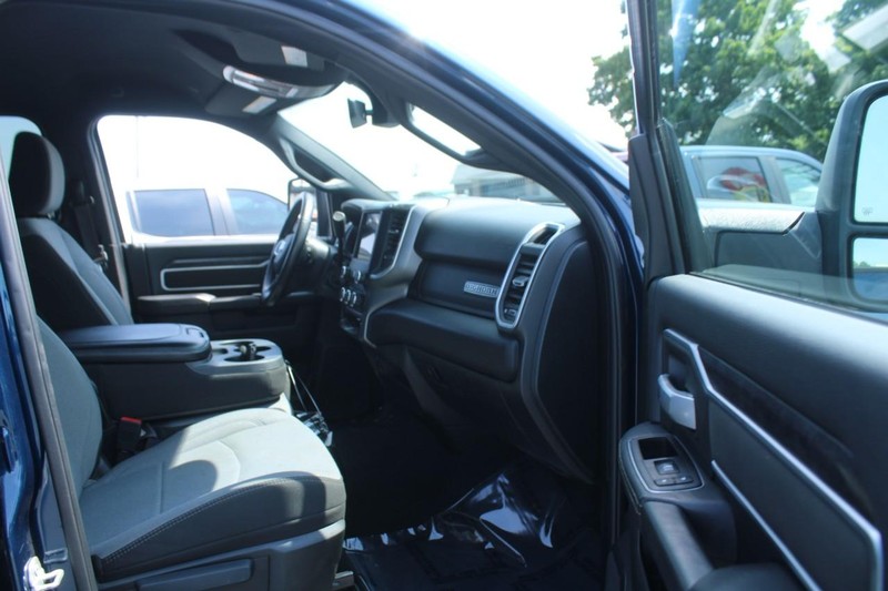Ram 2500 Vehicle Image 11