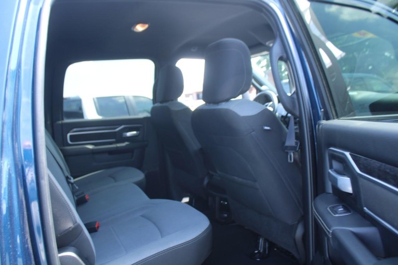 Ram 2500 Vehicle Image 12