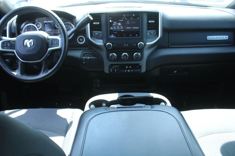 Ram 2500 Vehicle Image 13