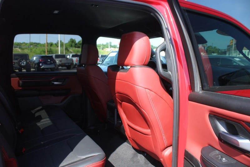 Ram 1500 Vehicle Image 12