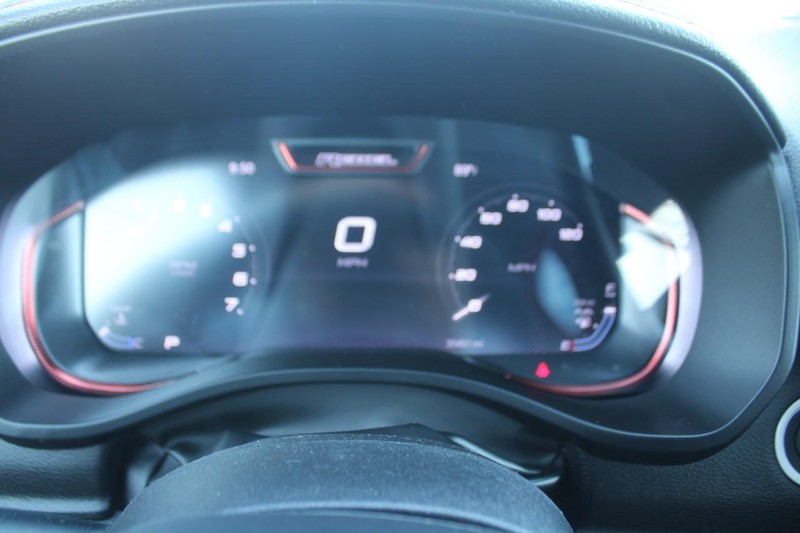Ram 1500 Vehicle Image 18