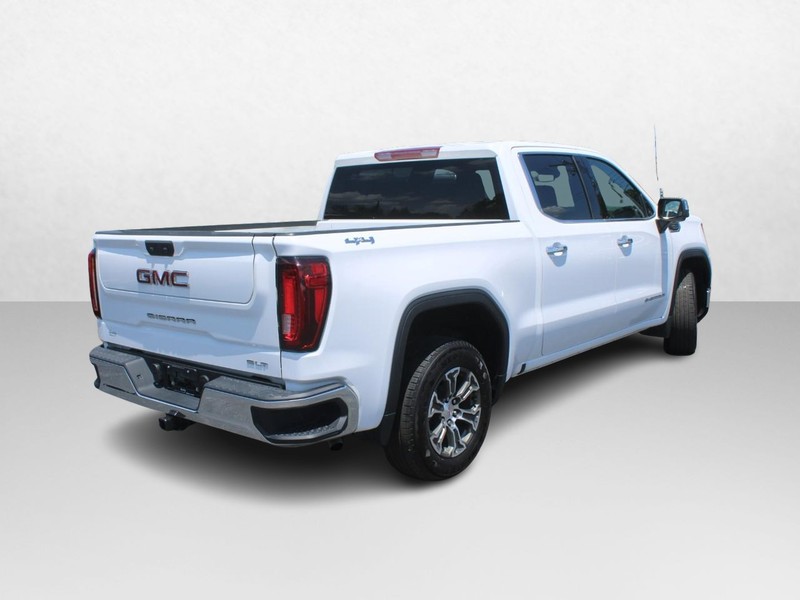 GMC Sierra 1500 Vehicle Image 03
